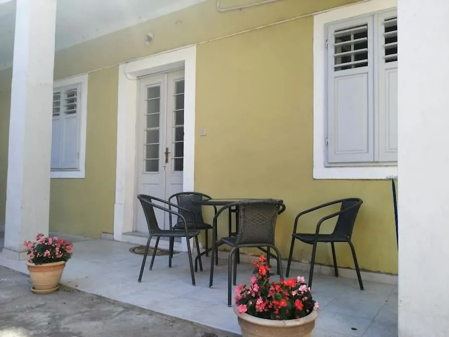 Apartment Micaela Πούλα