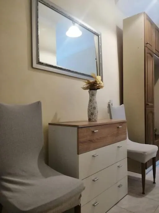 Apartment Micaela Pula 0*,  Hırvatistan